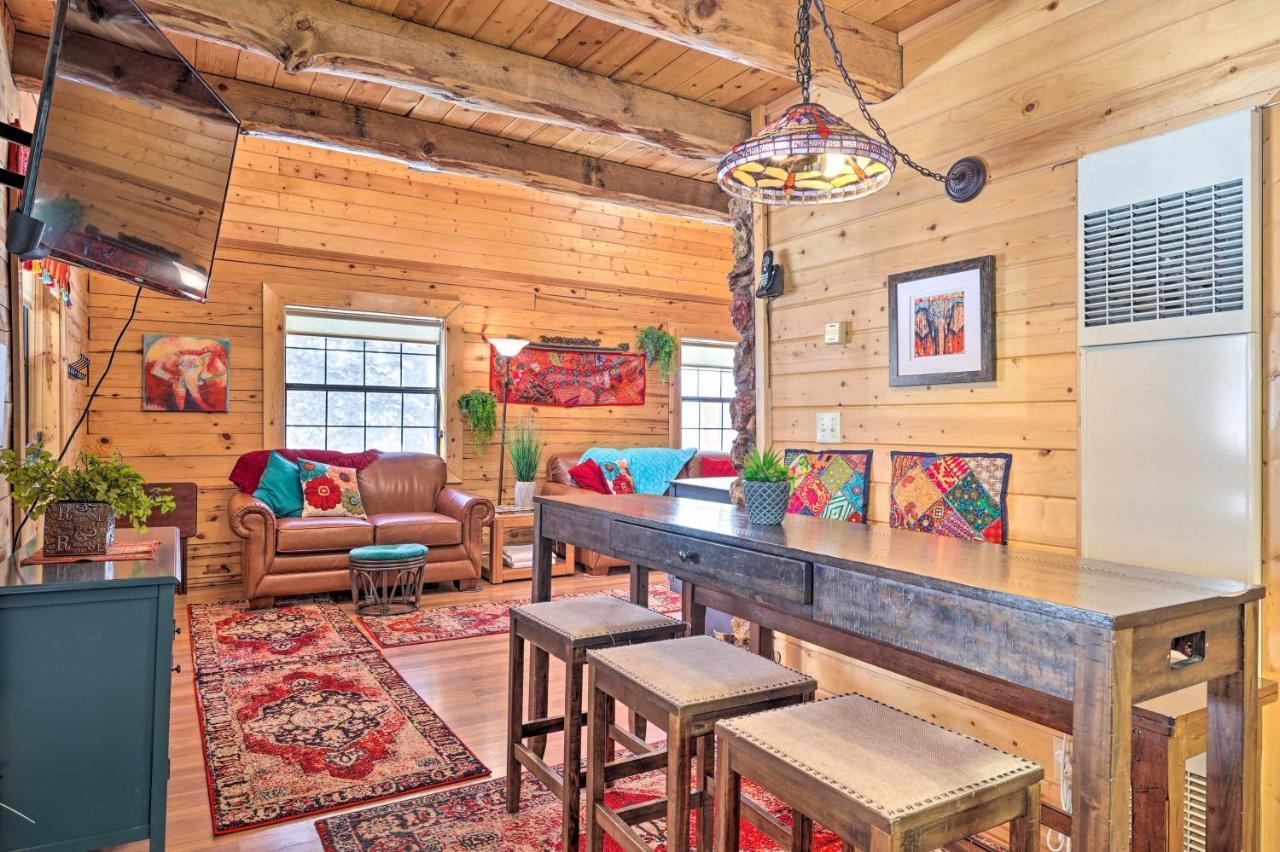Rustic Duck Creek Village Cabin With Fire Pit! Εξωτερικό φωτογραφία