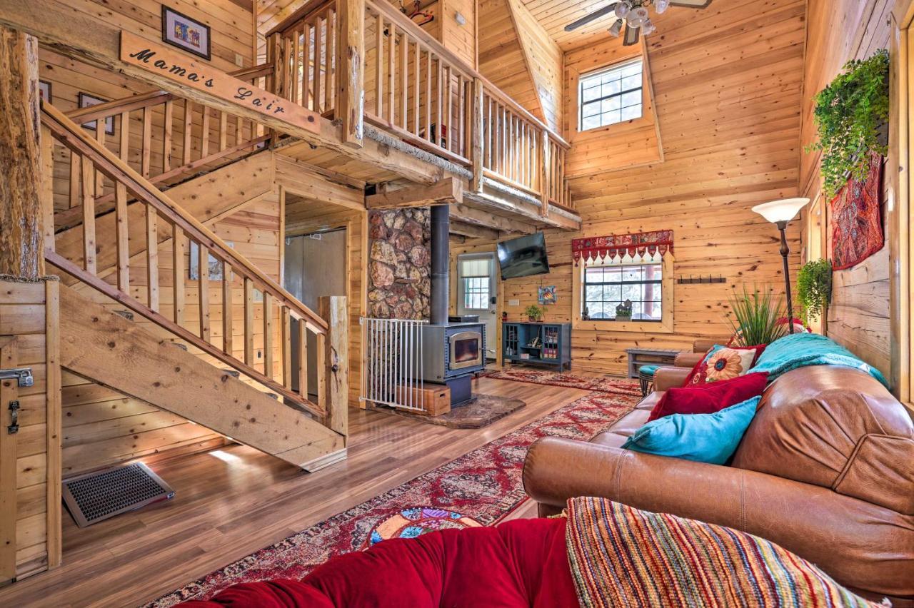 Rustic Duck Creek Village Cabin With Fire Pit! Εξωτερικό φωτογραφία