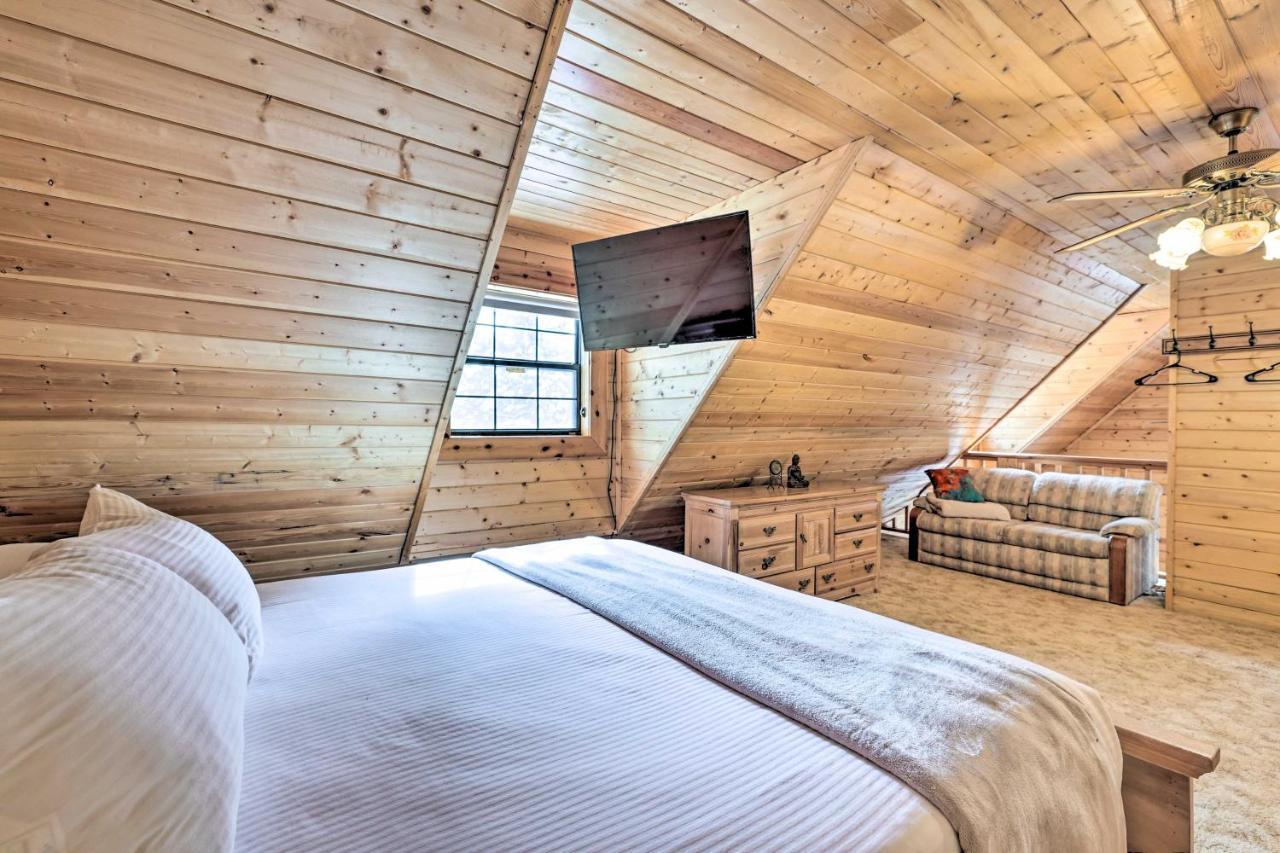 Rustic Duck Creek Village Cabin With Fire Pit! Εξωτερικό φωτογραφία